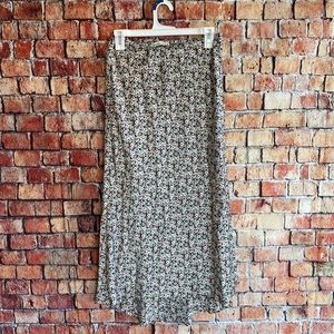 Abercrombie Midi skirt